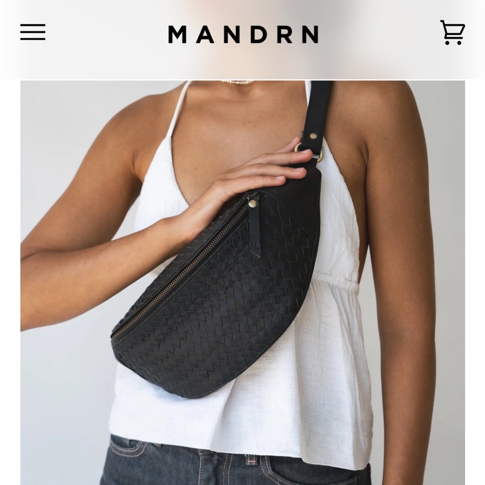 Mandrn Fanny pack in black woven leather.